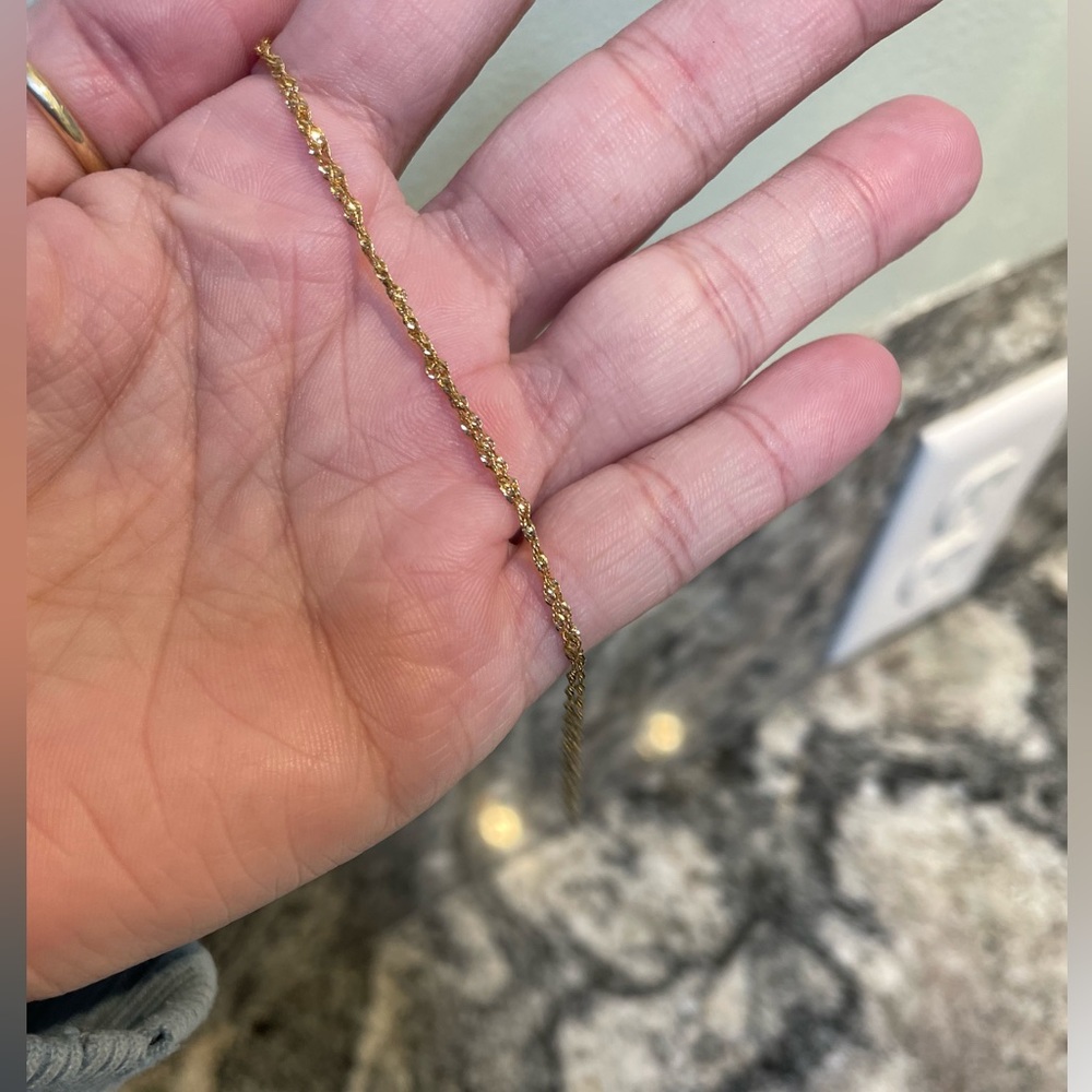 14 Kt gold 18 inch chain